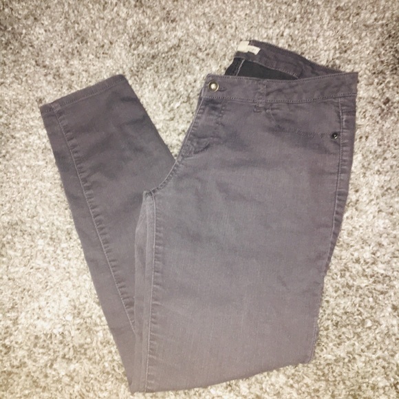 Forever21 Jean - Picture 2 of 6